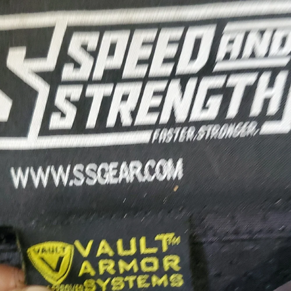 Speed & Strength Padded Moto Black Vest - Picture 5 of 16
